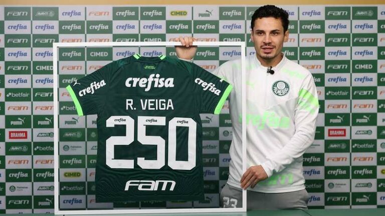 Palmeiras Aprimora Fundamentos E Raphael Veiga Homenageado