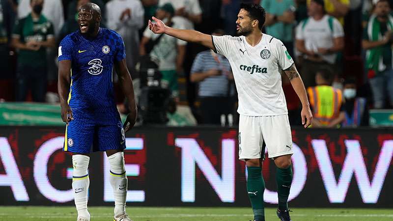 Luan durante partida entre Palmeiras e Chelsea, válida pela final do Mundial de Clubes da FIFA 2021, no Mohammed Bin Zayed Stadium, em Abu Dhabi-EAU.