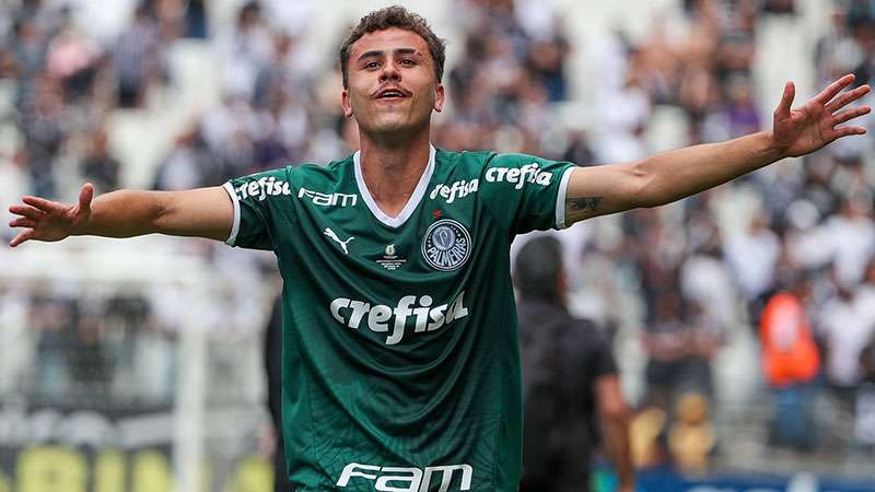 Veiga fala em Palmeiras focado para o próximo jogo: 'Mentalidade muito  forte