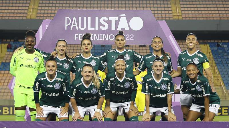 SP - Sao Paulo - 12/21/2022 - FINAL PAULISTA FEMALE 2022, PALMEIRAS X  SANTOS - Santos players lament