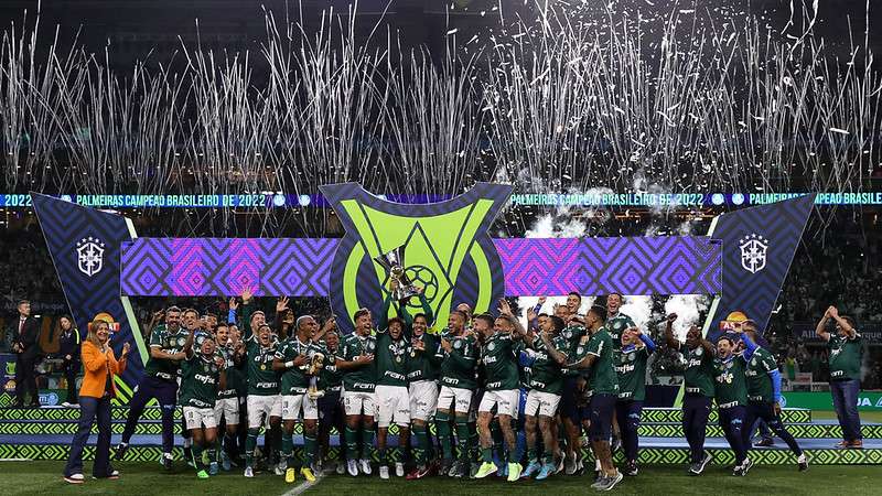 CBF divulga tabela-base do Brasileirão 2023. Palmeiras nas comemorações do título, após jogo contra o América-MG, em partida válida pela trigésima sétima rodada do Brasileirão 2022, no Allianz Parque.